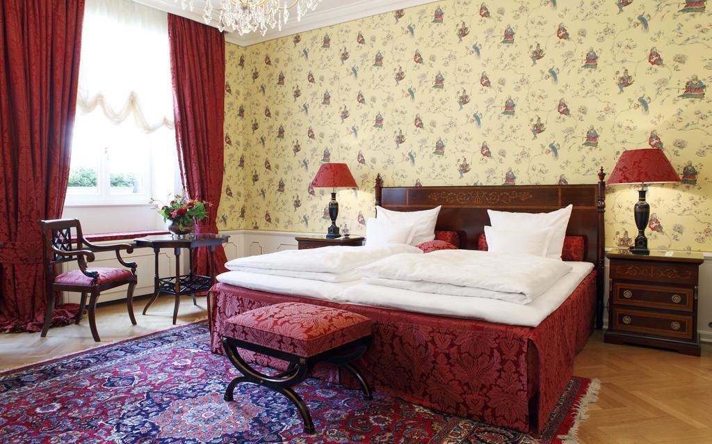 Hotel Goldener Anker بايروث الغرفة الصورة
